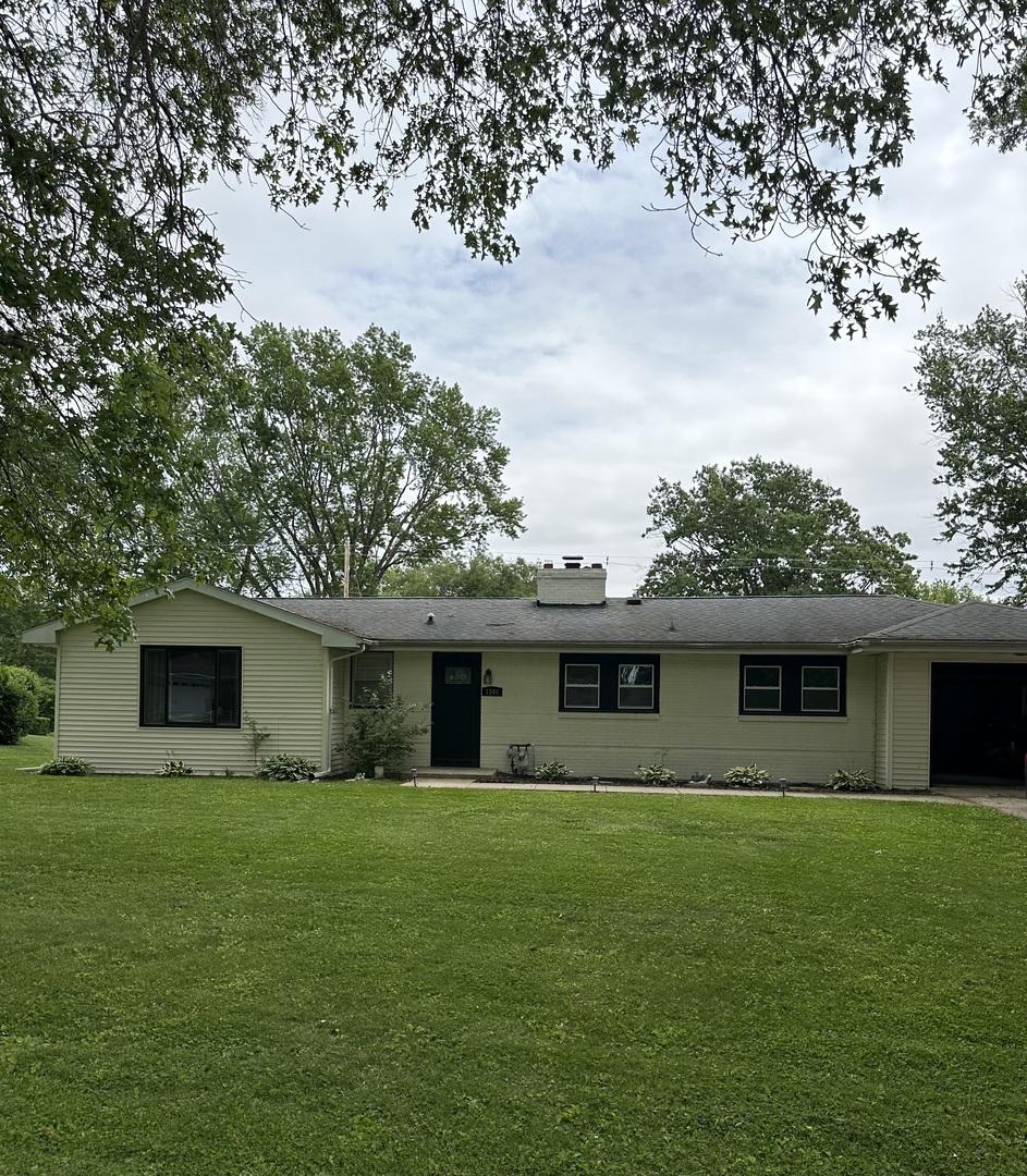 1304 Riverview Rd., Sterling, IL 61081