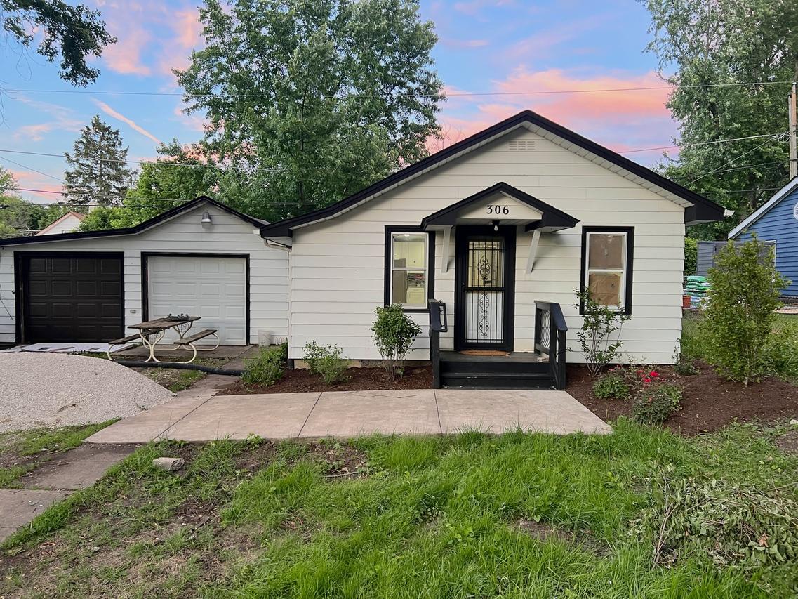 306 Anderson Ave., Joliet, IL 60433