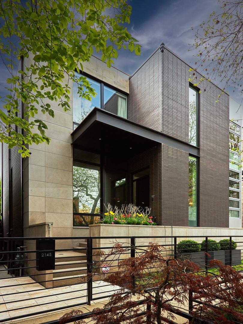 2145 W Mclean Ave., Chicago, IL 60647