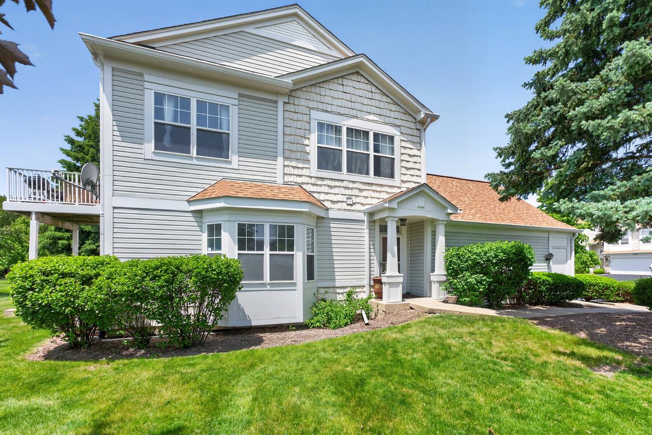 1051 Delta Dr., Elgin, IL 60123