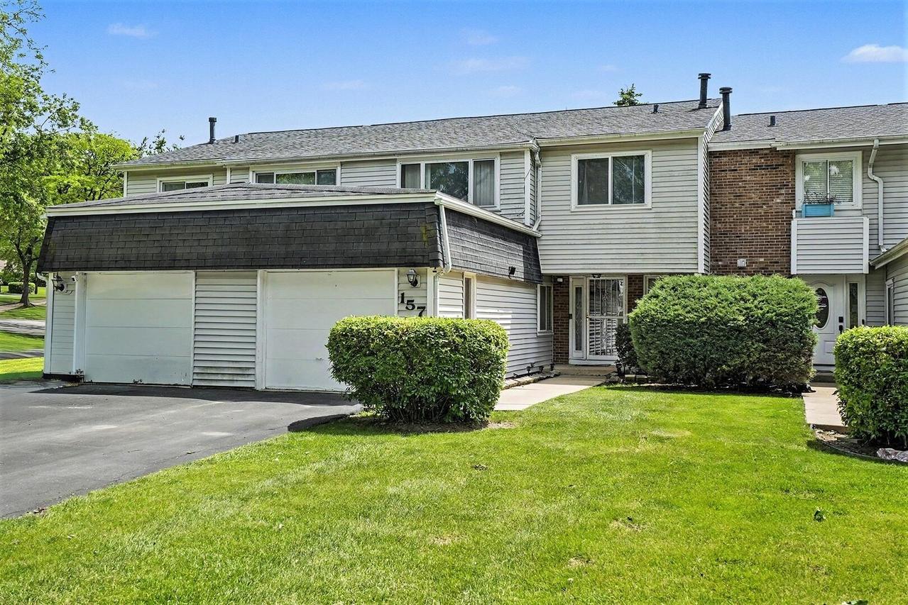 157 Thomas Rd., Bolingbrook, IL 60440