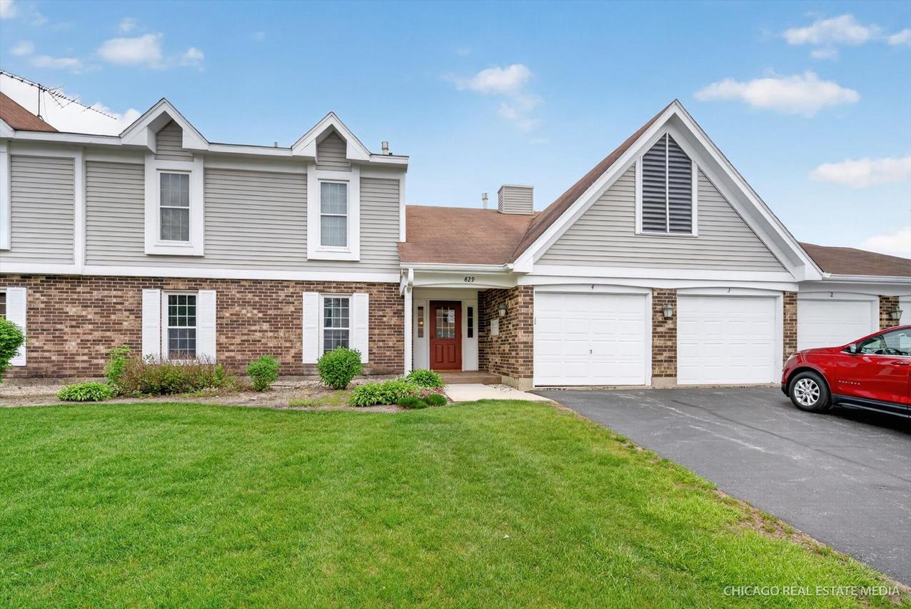 829 Chasefield Ln. #1, Crystal Lake, IL 60014