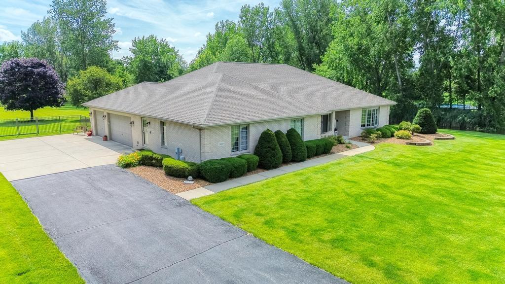 24031 S Schoolhouse Rd., Manhattan, IL 60442