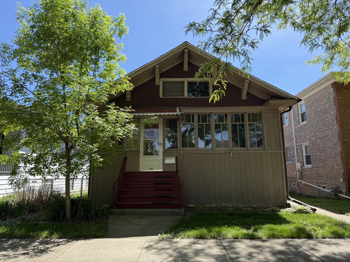 1028 Thomas Ave., Forest Park, IL 60130