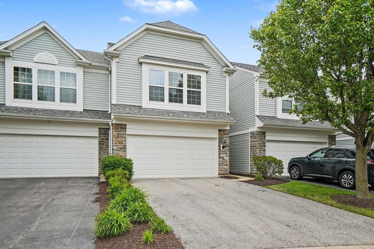 608 Hawley Dr., Oswego, IL 60543