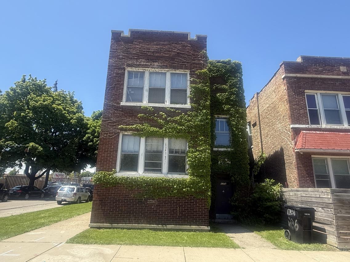 6354 S Claremont Ave., Chicago, IL 60636