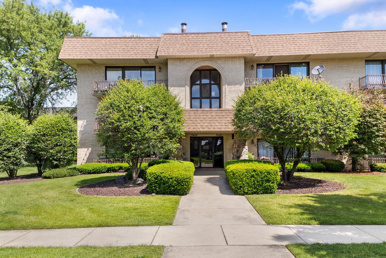 7428 W 153rd St. #1W, Orland Park, IL 60462