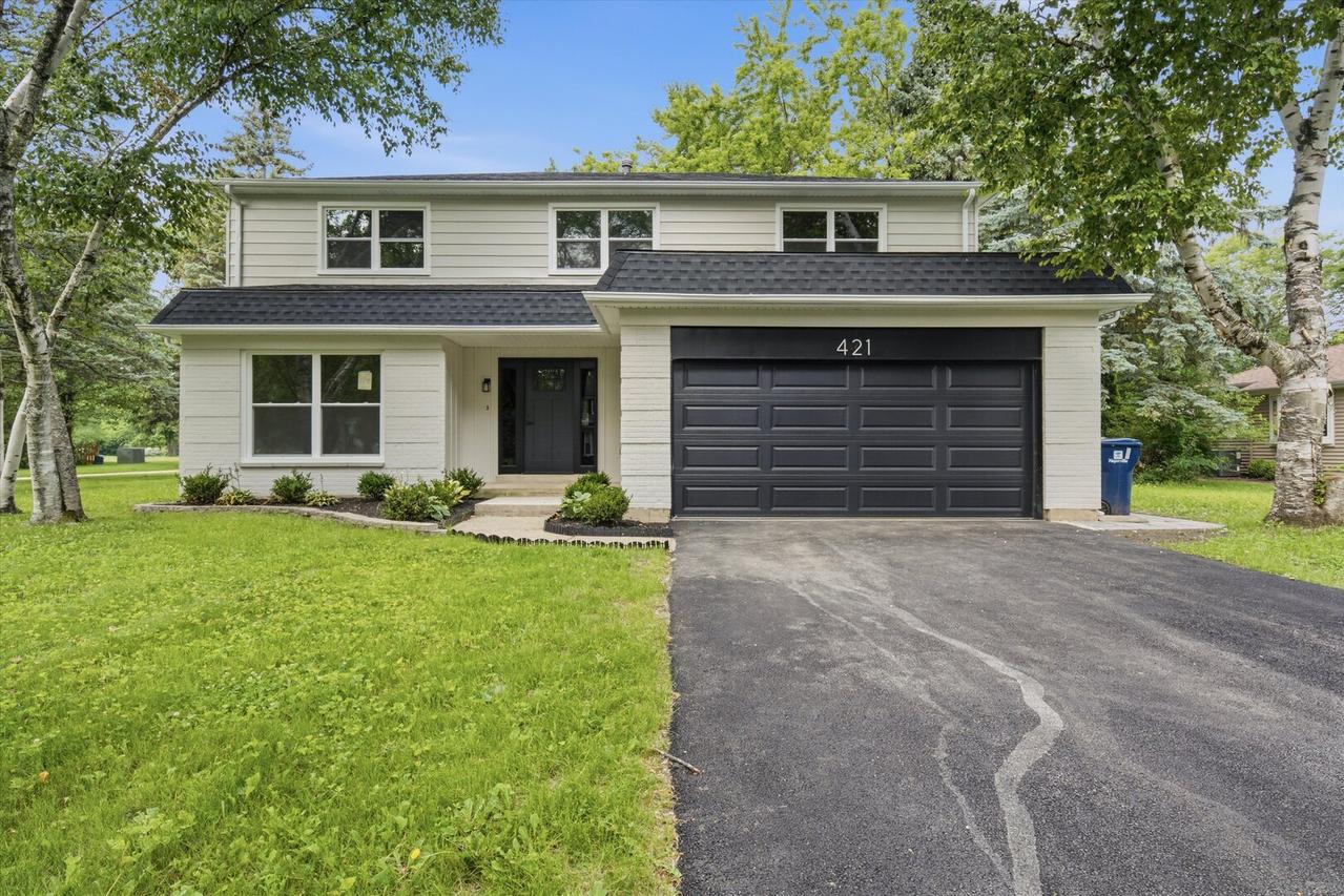 421 Russet Ave., Naperville, IL 60565