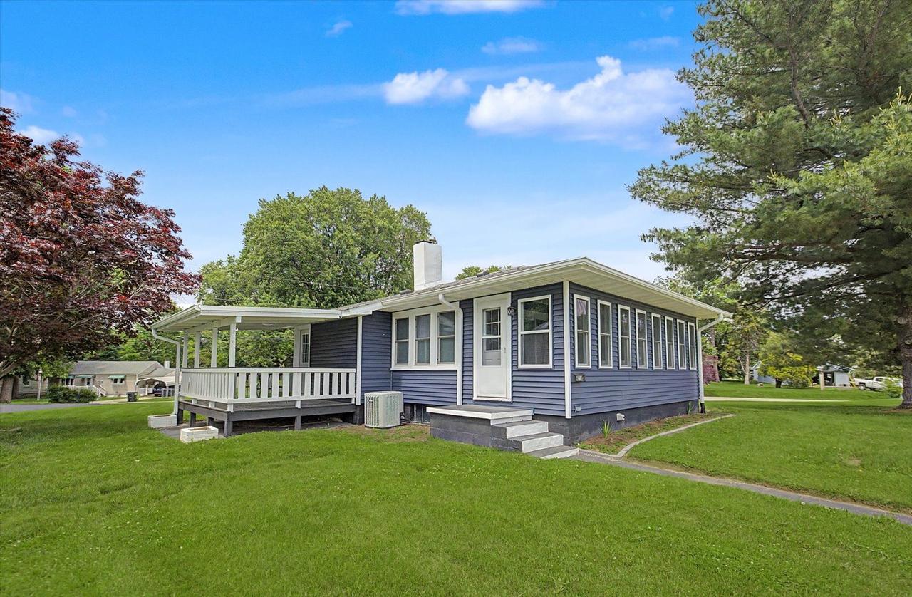 4210 E Park Ln., Decatur, IL 62521