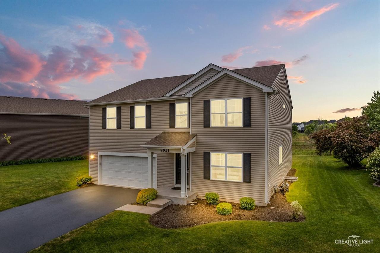 2951 Grande Tr., Yorkville, IL 60560