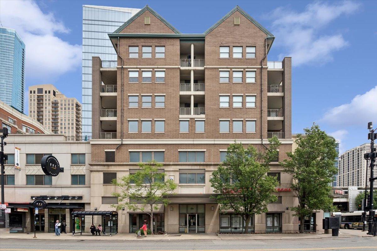 1155 S State St. #C406, Chicago, IL 60605