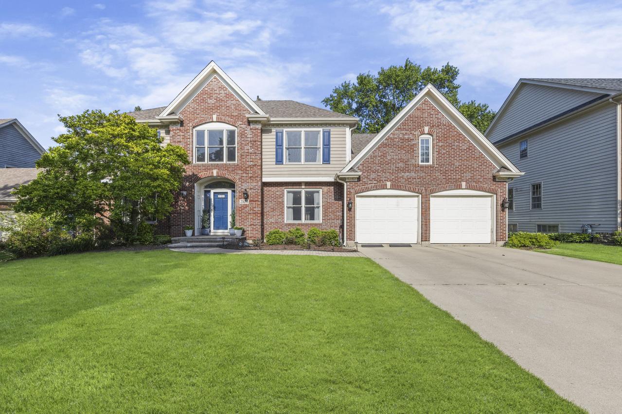 2103 Nachtman Ct., Wheaton, IL 60187