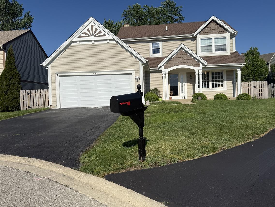 432 Harvard Ln., Bartlett, IL 60103
