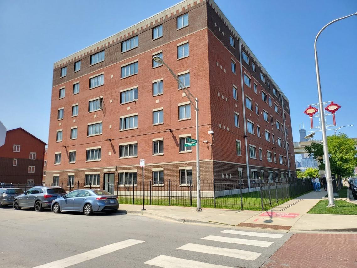 1828 S Wentworth Ave. #2B, Chicago, IL 60616