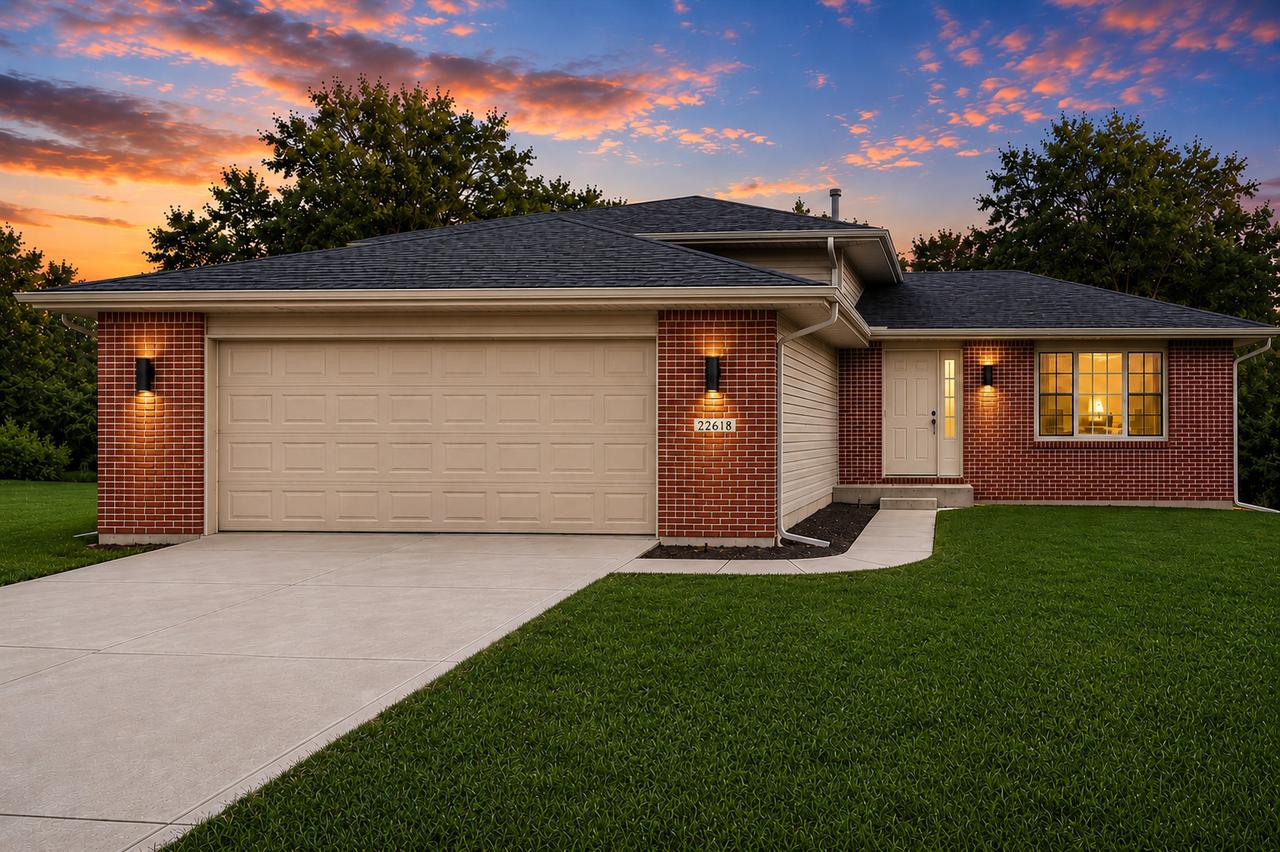 22618 Plum Creek Dr., Sauk Village, IL 60411