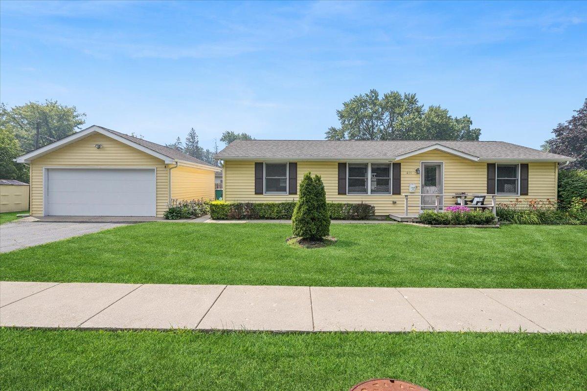 411 Highland Rd., Grayslake, IL 60030