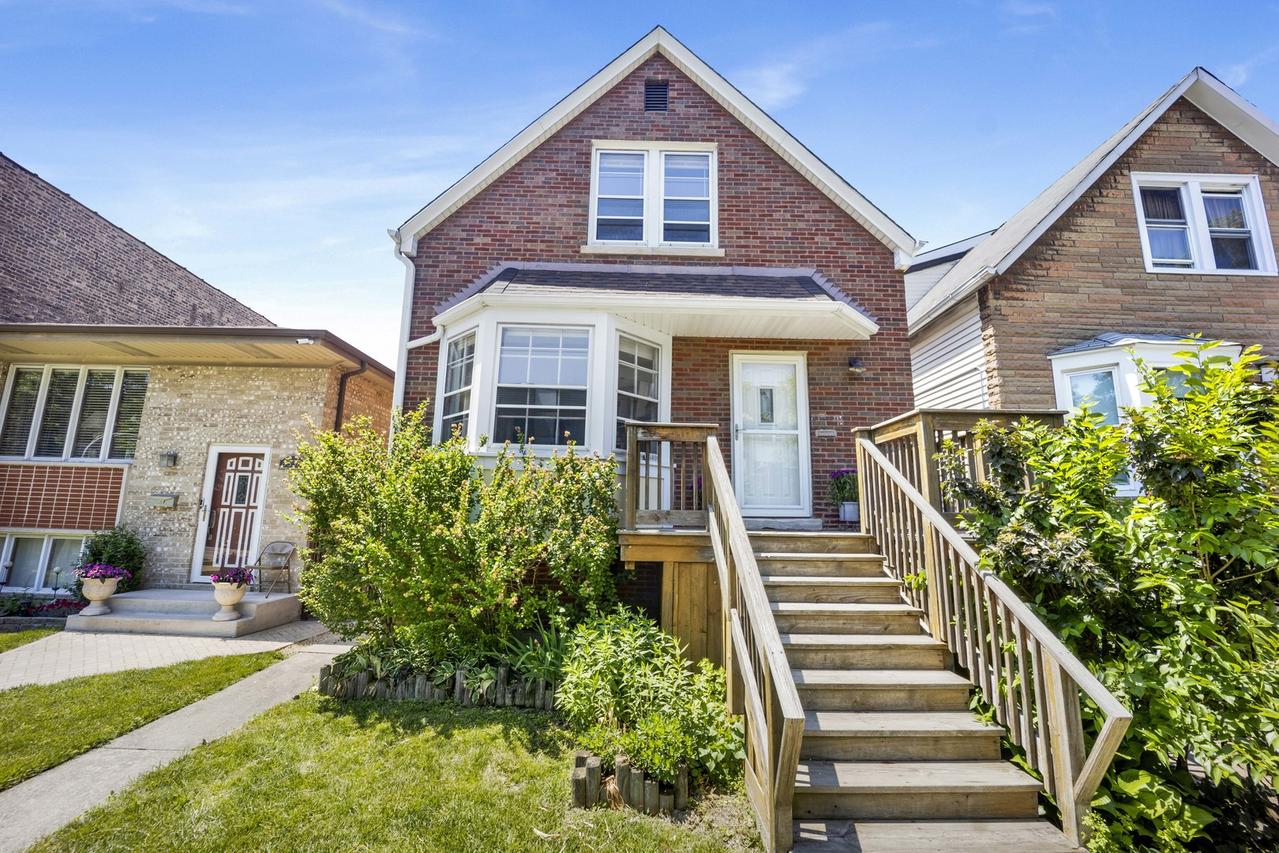 2640 N Hamlin Ave., Chicago, IL 60647