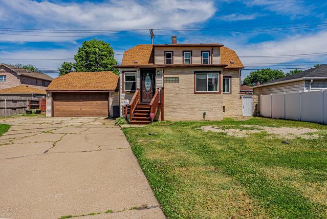 New Homes with Master Bedrooms on the 1st Floor in East Side: June 6th to June 12th