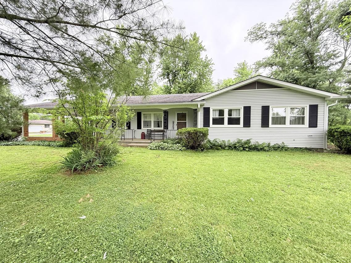 100 Magnolia St., Harrisburg, IL 62946