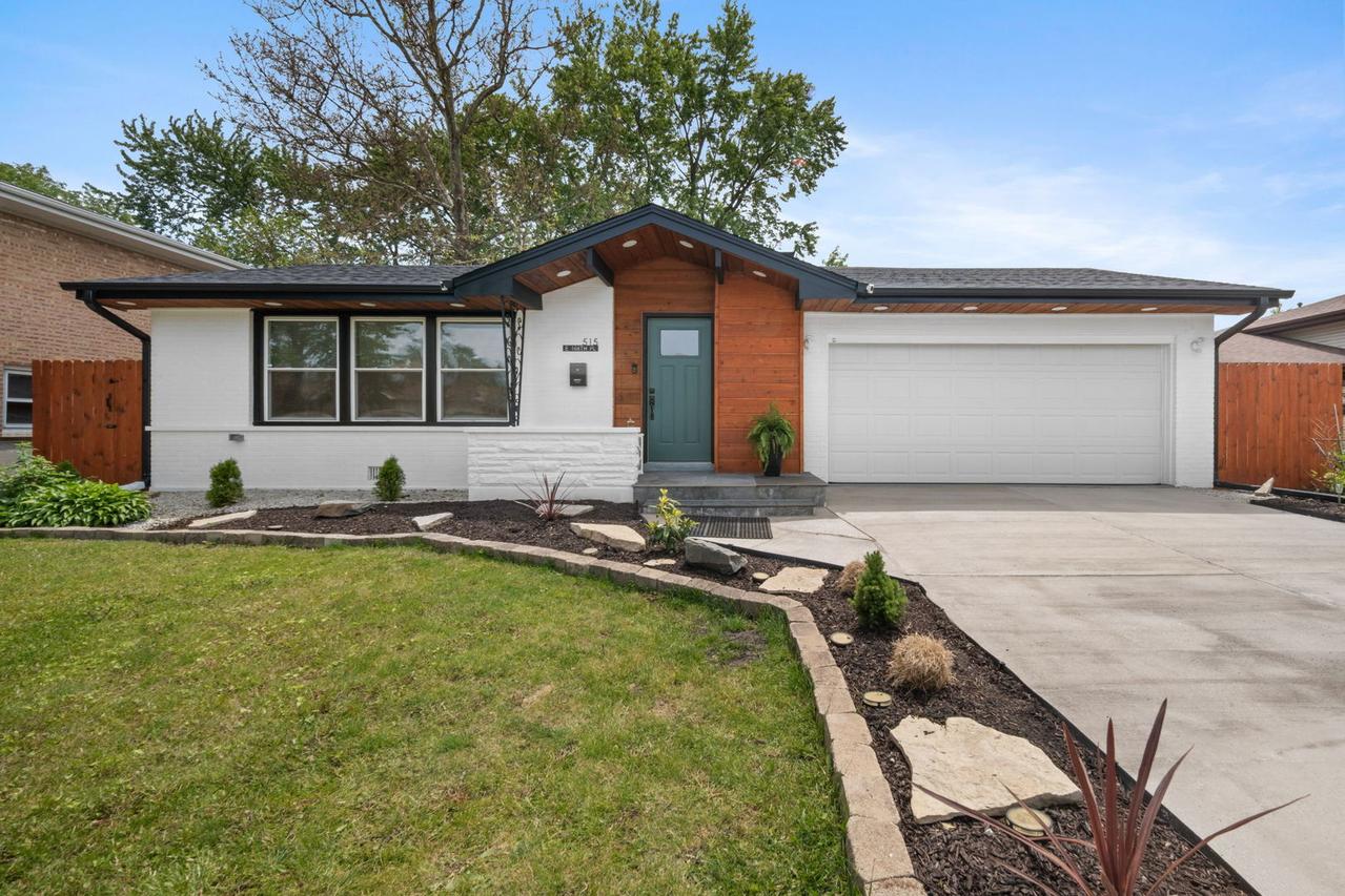 515 E 168th Pl., South Holland, IL 60473