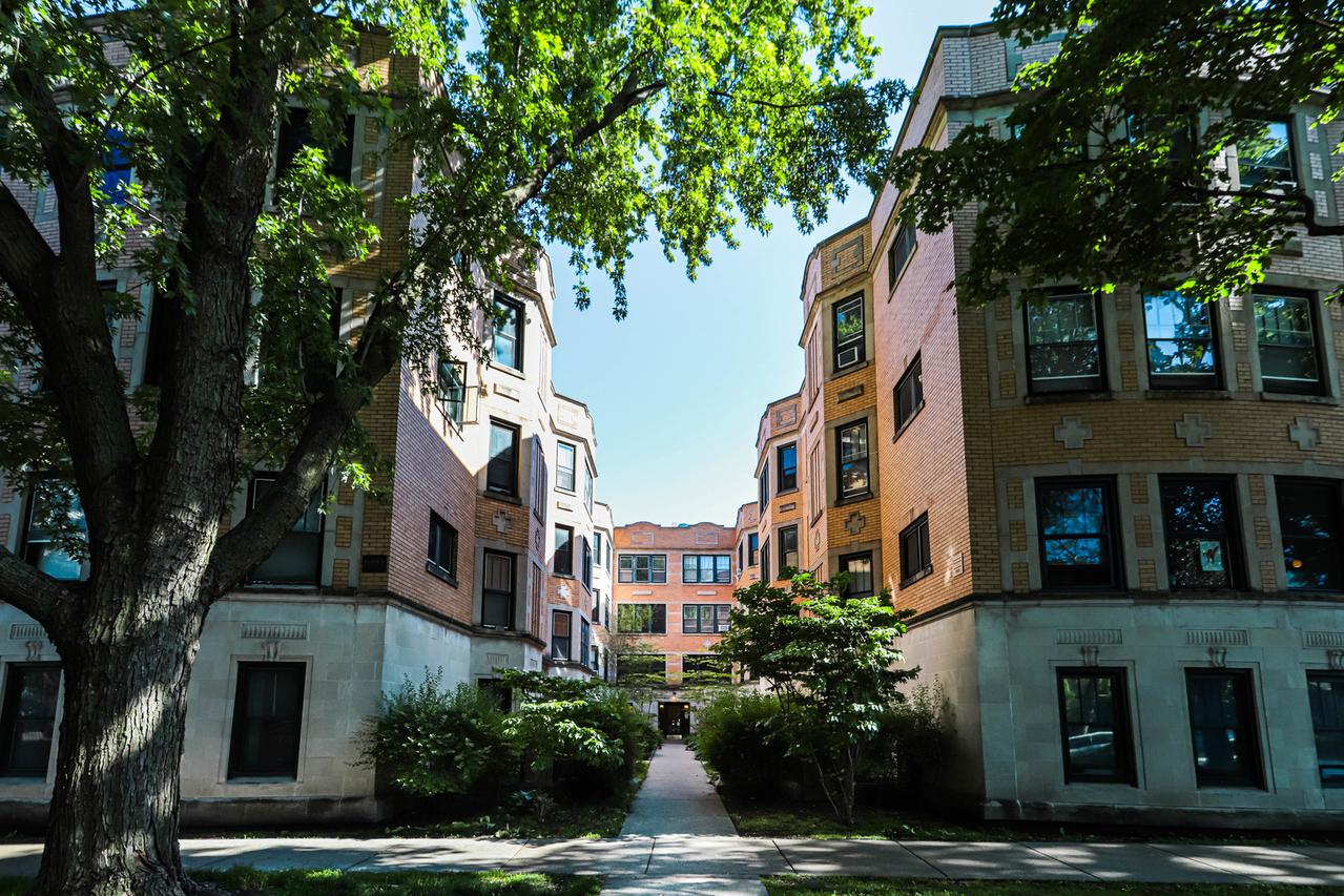 1217 W Granville Ave. #2A, Chicago, IL 60660