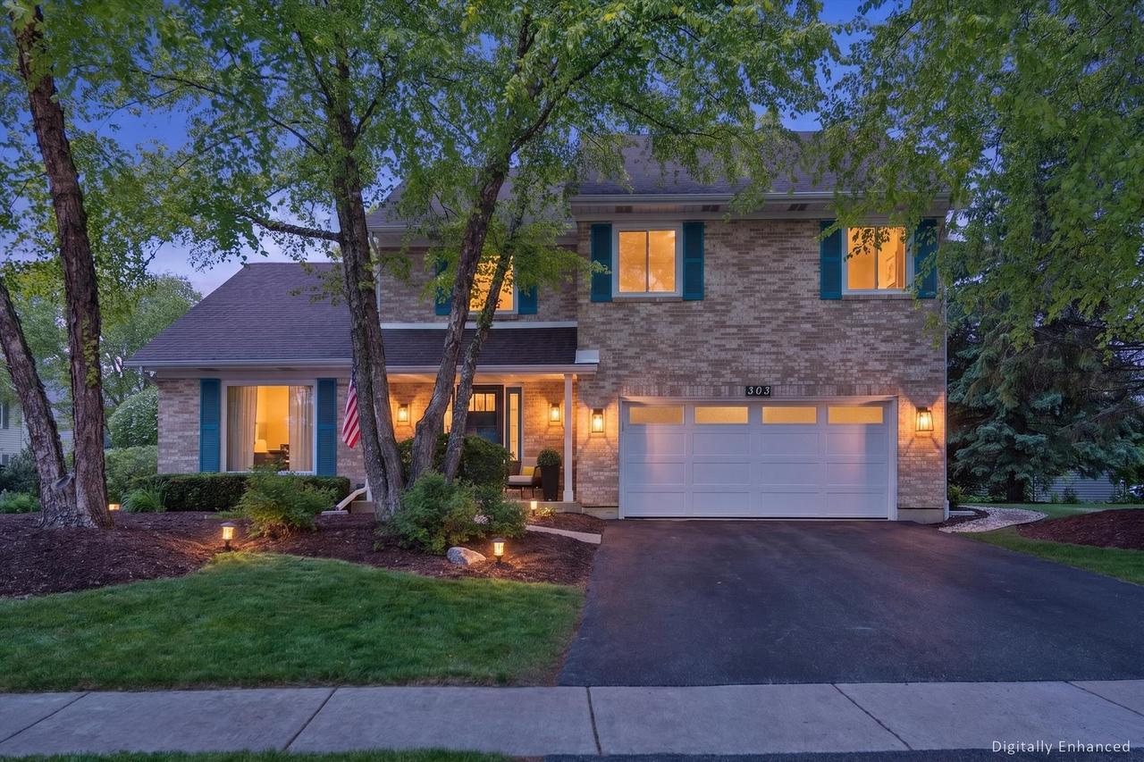 303 Balmoral Dr., Bartlett, IL 60103