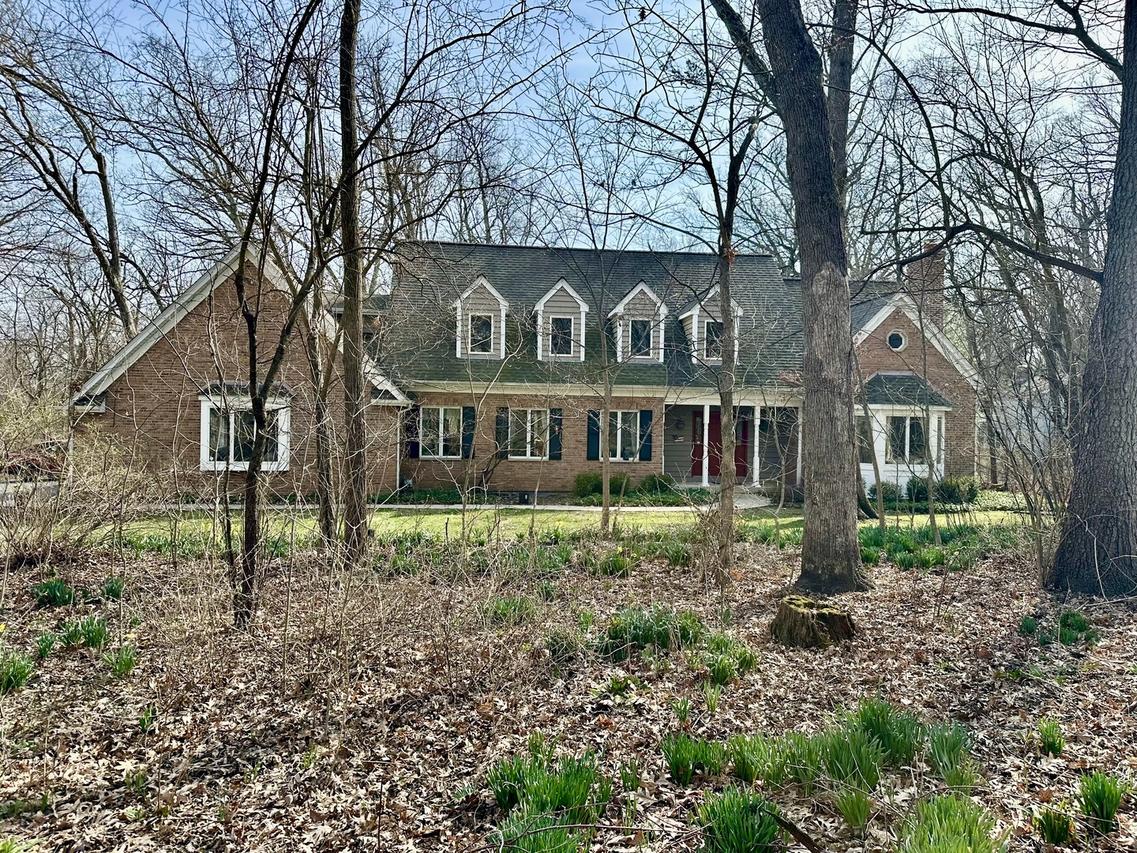 37W305 Crane Rd., St. Charles, IL 60175