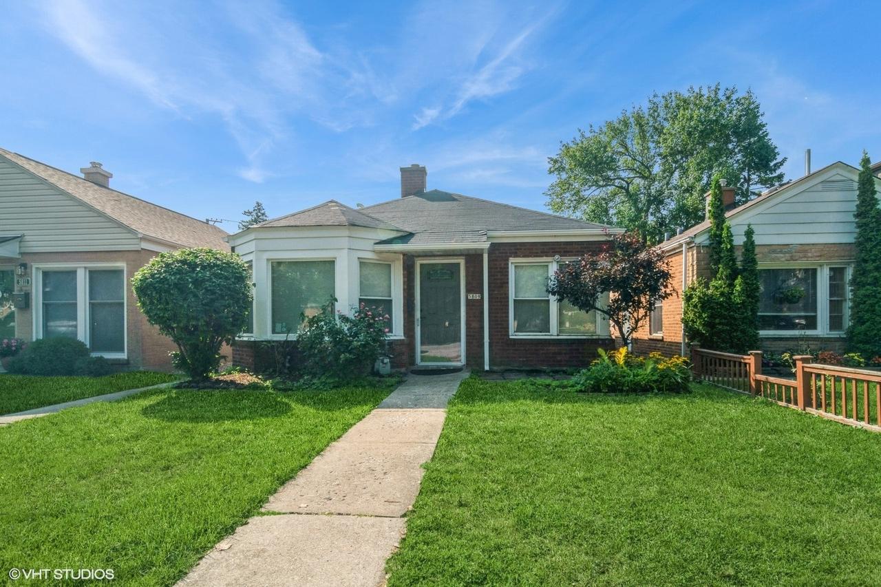 5809 N Rogers Ave., Chicago, IL 60646