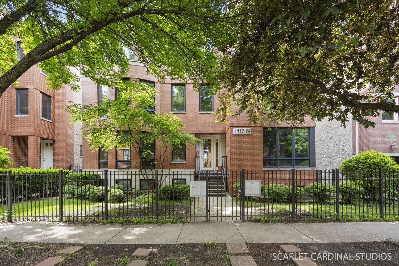 1419 W Fillmore St. #3W, Chicago, IL 60607