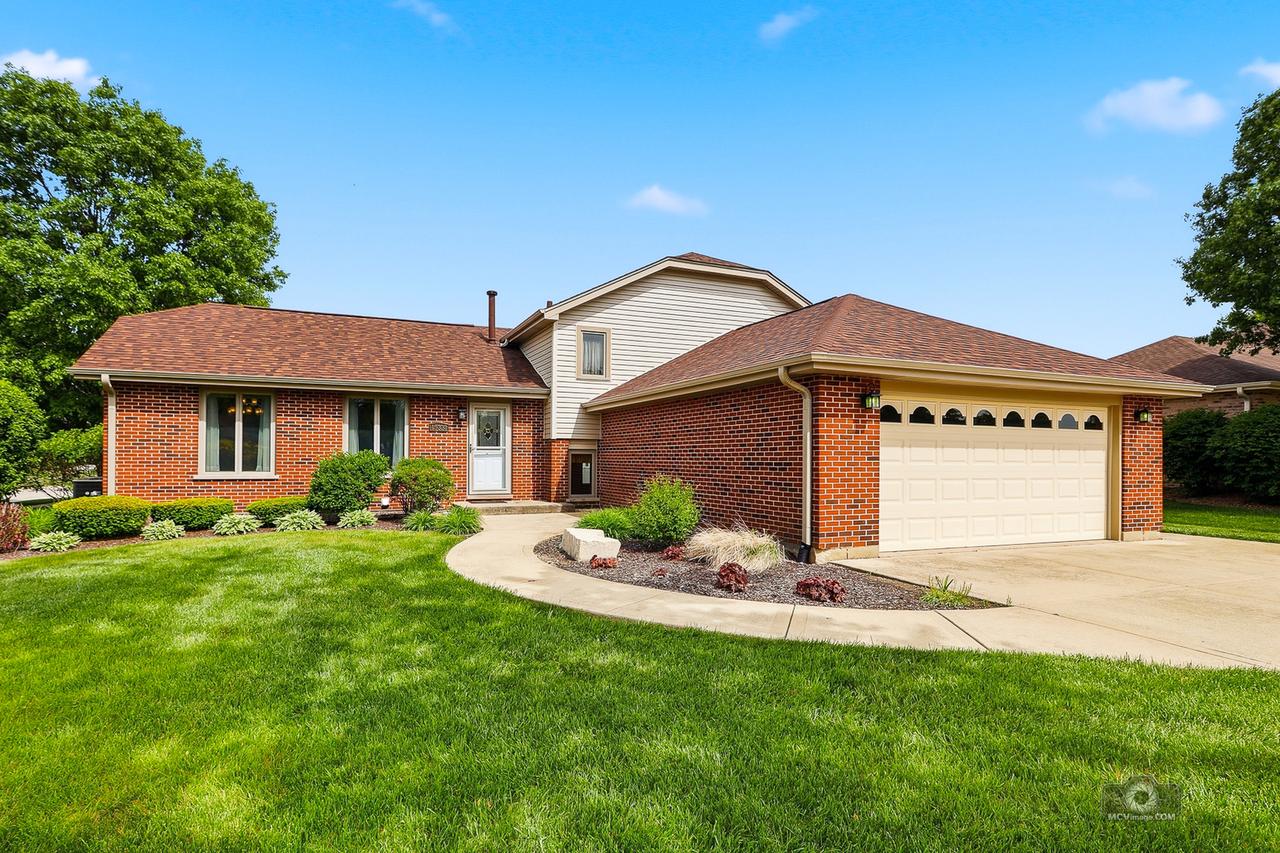 15333 Yorkshire Ln., Orland Park, IL 60462