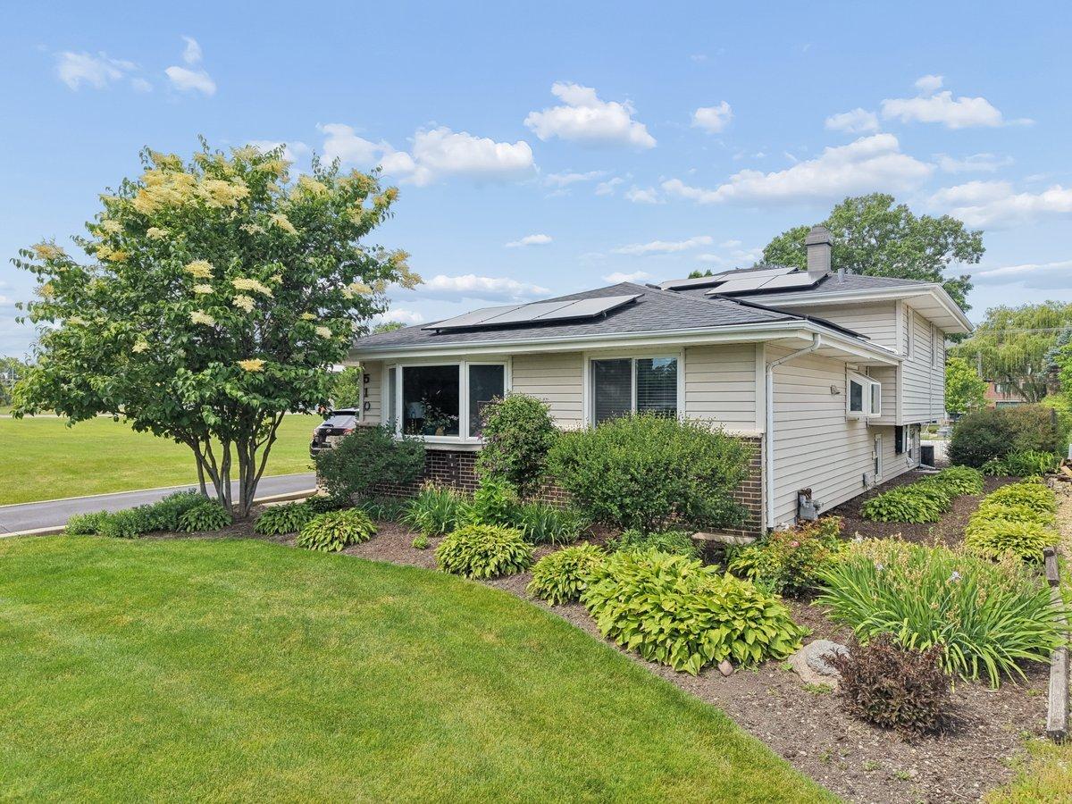 510 N Warwick Ave., Westmont, IL 60559