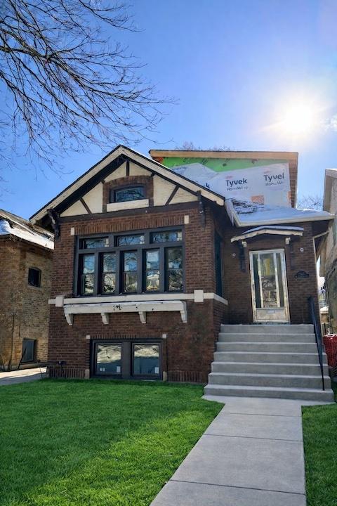 2925 W Eastwood Ave., Chicago, IL 60625