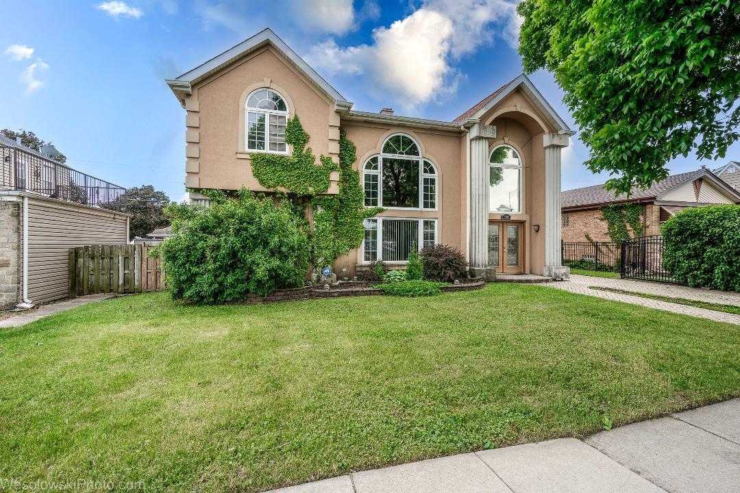 7305 W Foster Ave., Harwood Heights, IL 60706