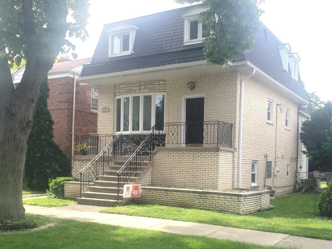9117 Grant Ave., Brookfield, IL 60513