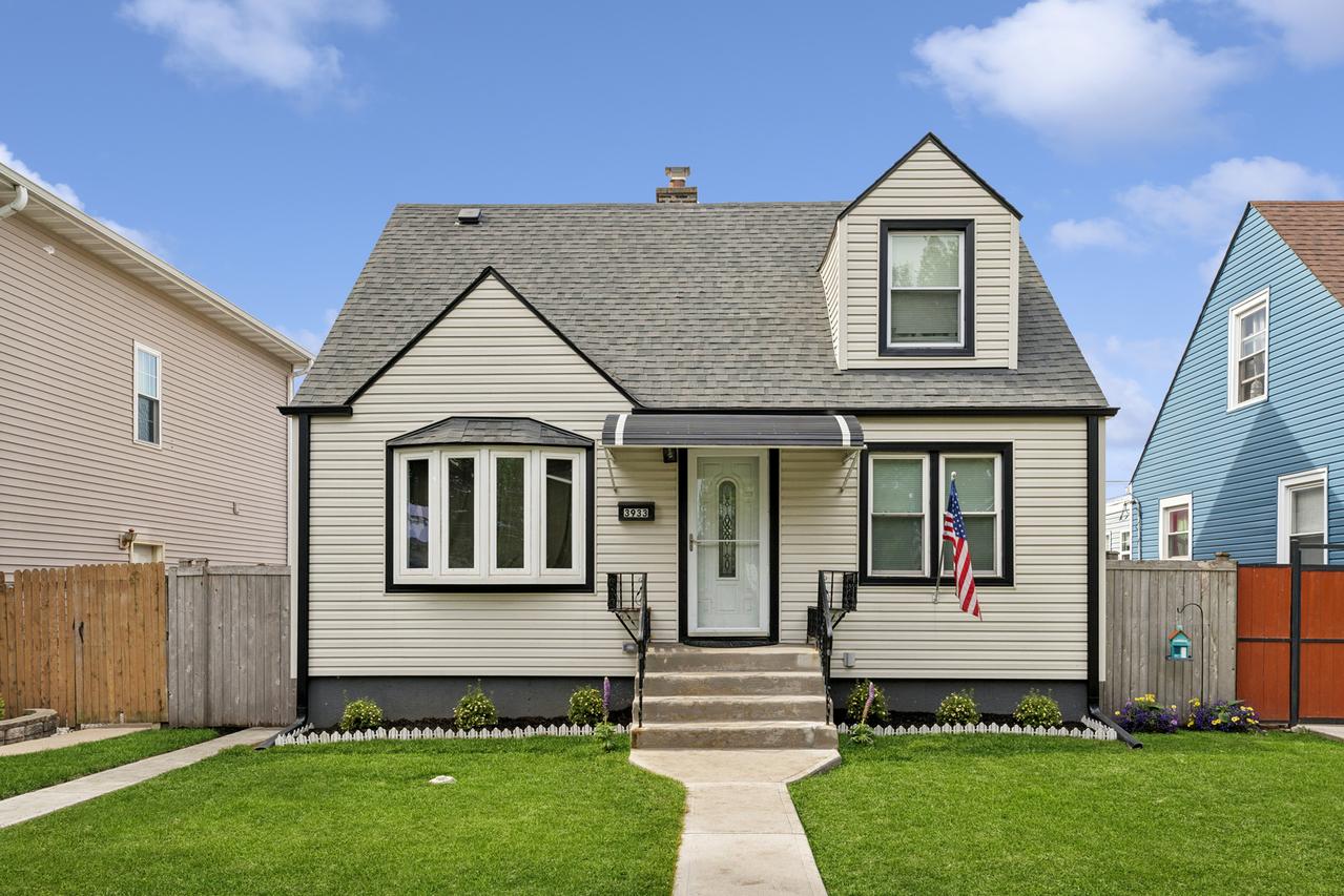 3933 W 85th Pl., Chicago, IL 60652