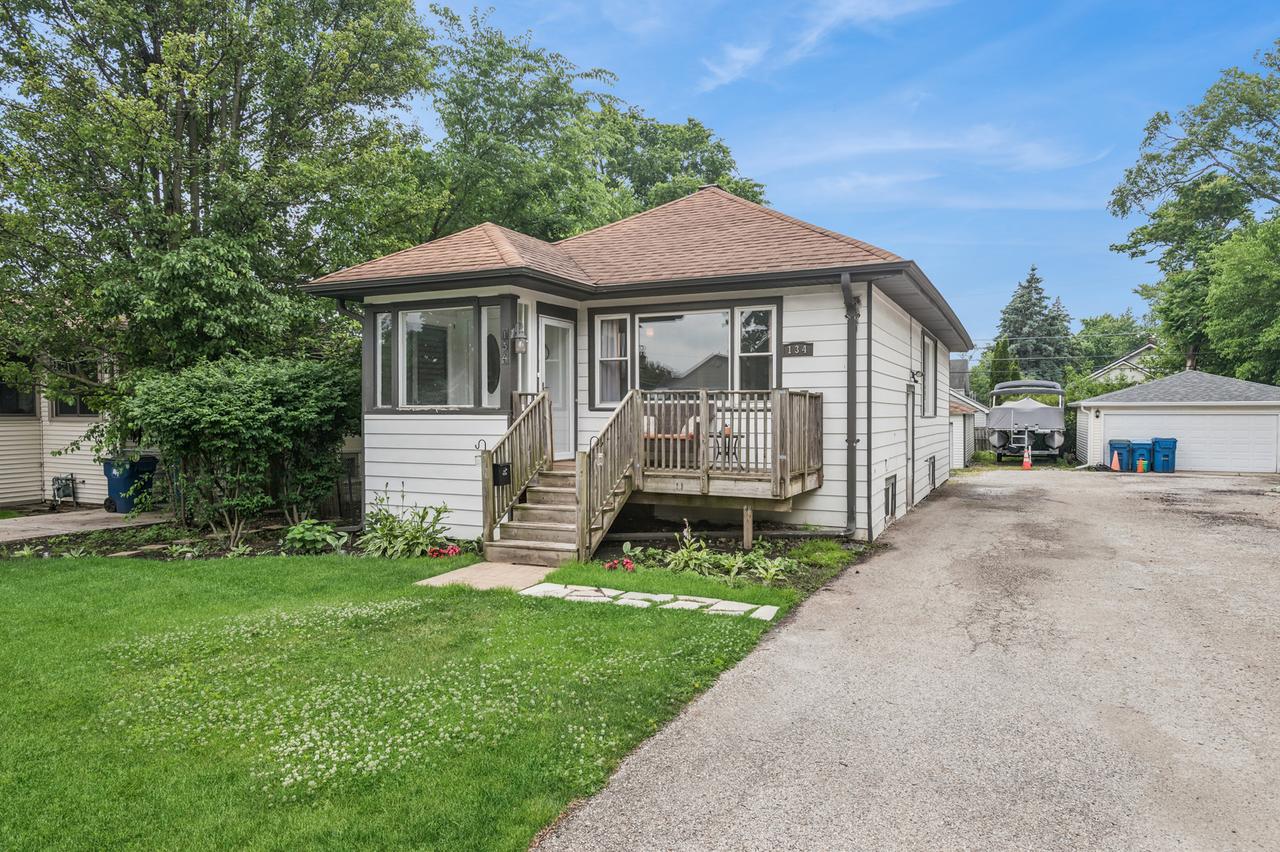 134 S Pick Ave., Elmhurst, IL 60126