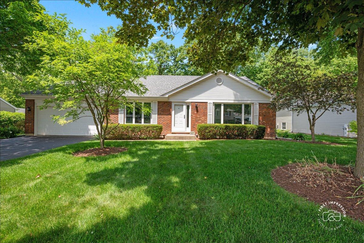 421 Kickapoo Ave., Batavia, IL 60510
