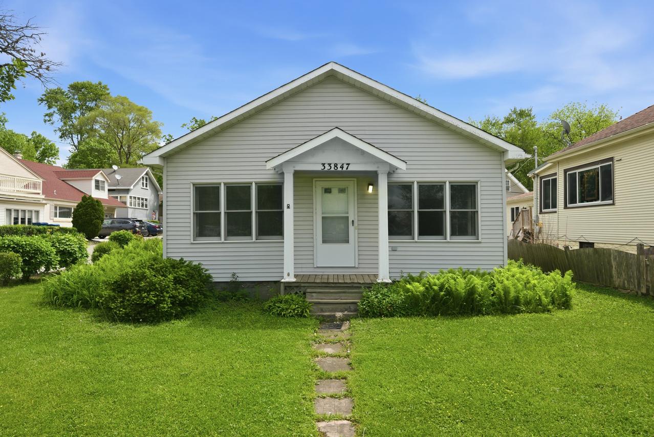 33847 N Prospect Dr., Grayslake, IL 60030