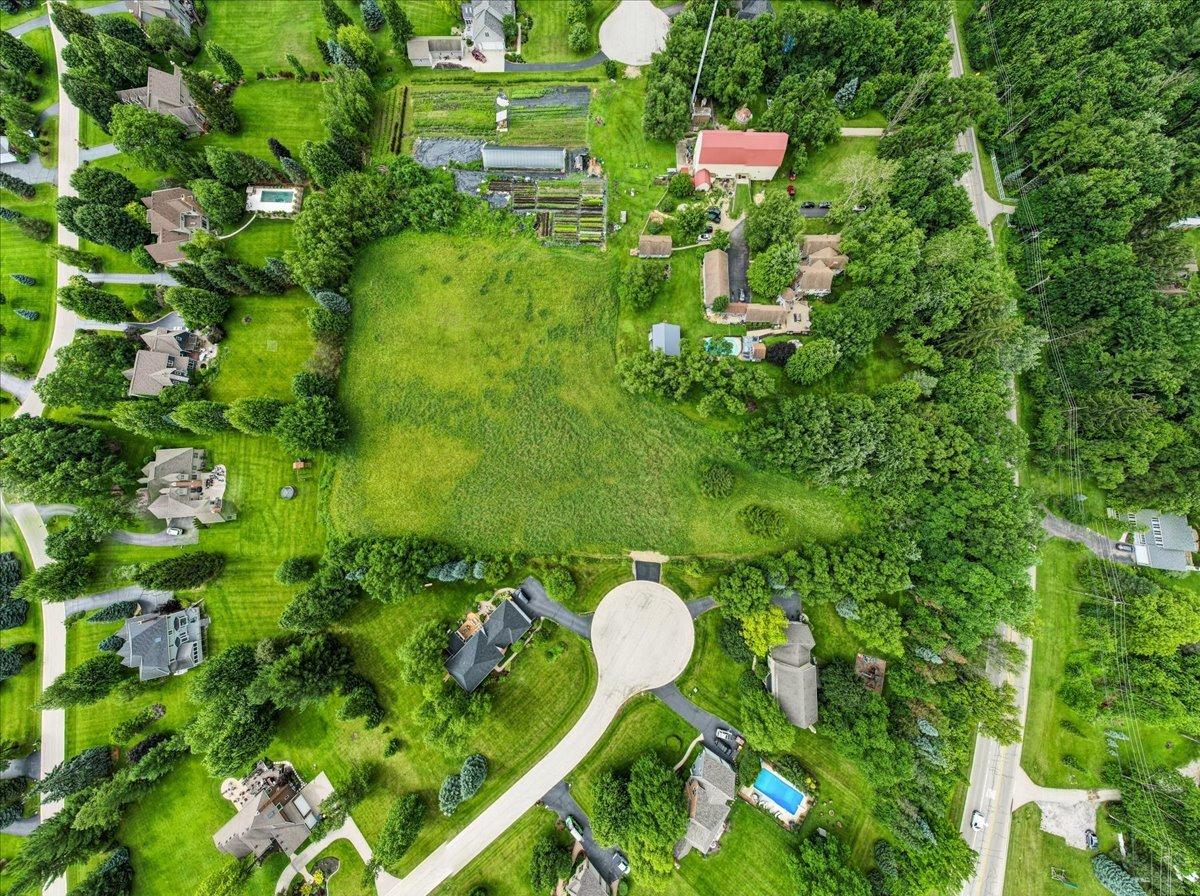Vacant Parcel Bridlewood Ln., Crystal Lake, IL 60012