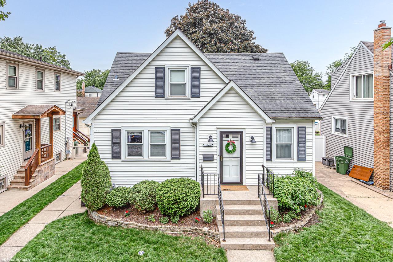9640 Tulley Ave., Oak Lawn, IL 60453