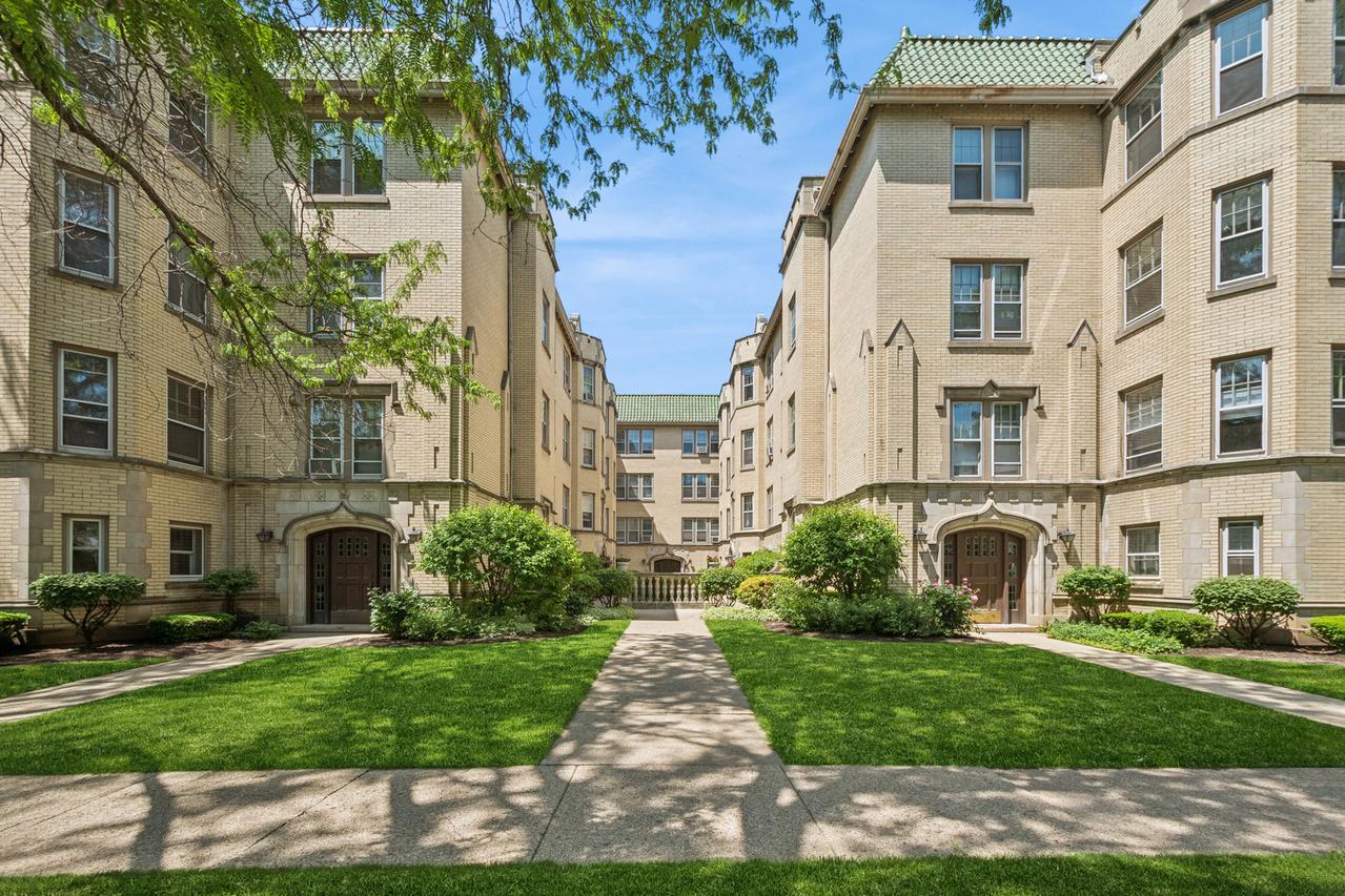 538 Michigan Ave. #3F, Evanston, IL 60202