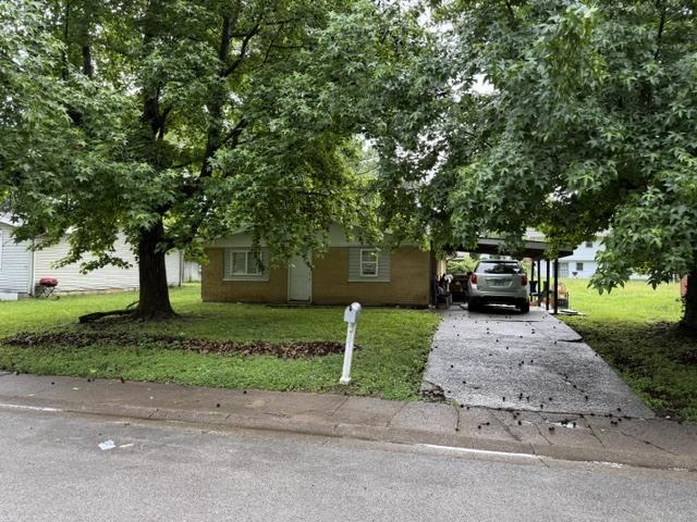 309 S Birchlane Dr., Carbondale, IL 62901