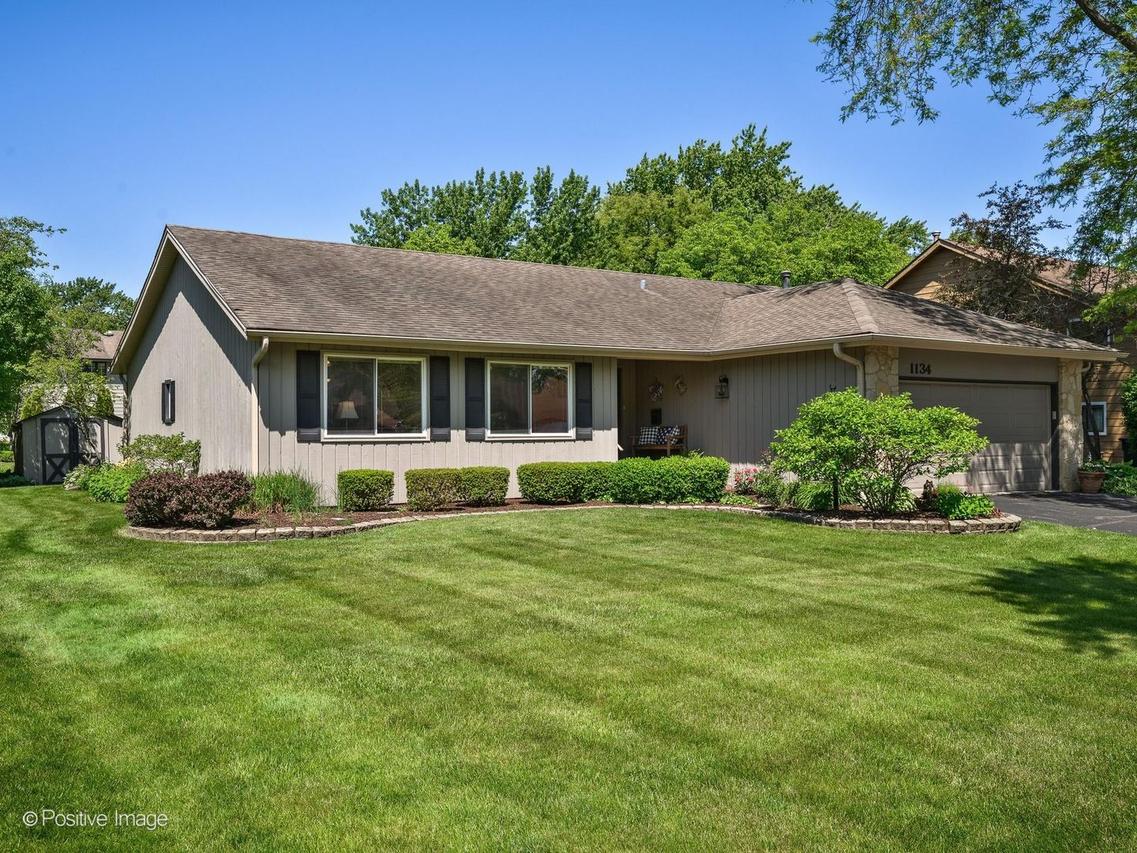 1134 N Pepper Tree Dr., Palatine, IL 60067