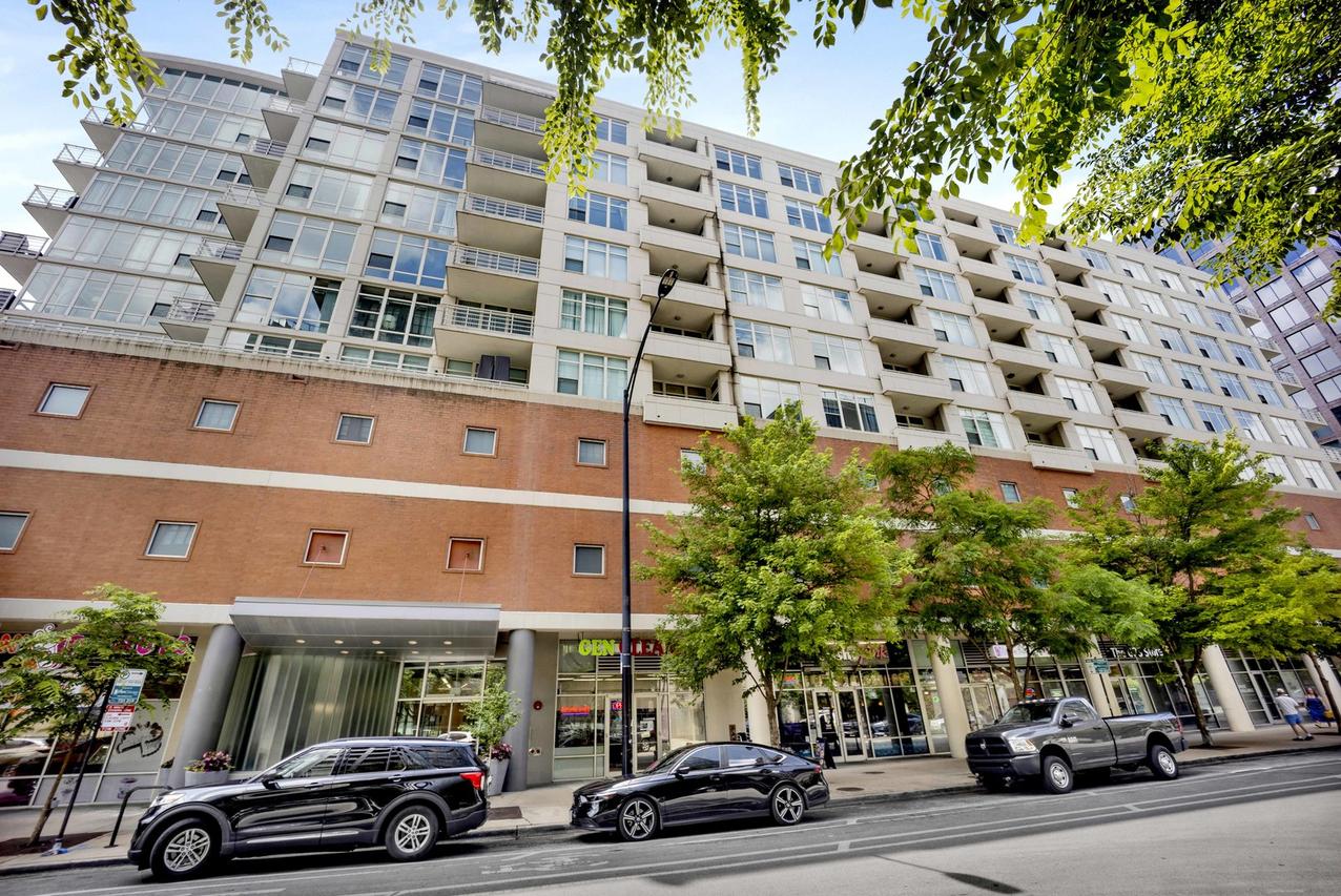 909 W Washington Blvd. #912, Chicago, IL 60607