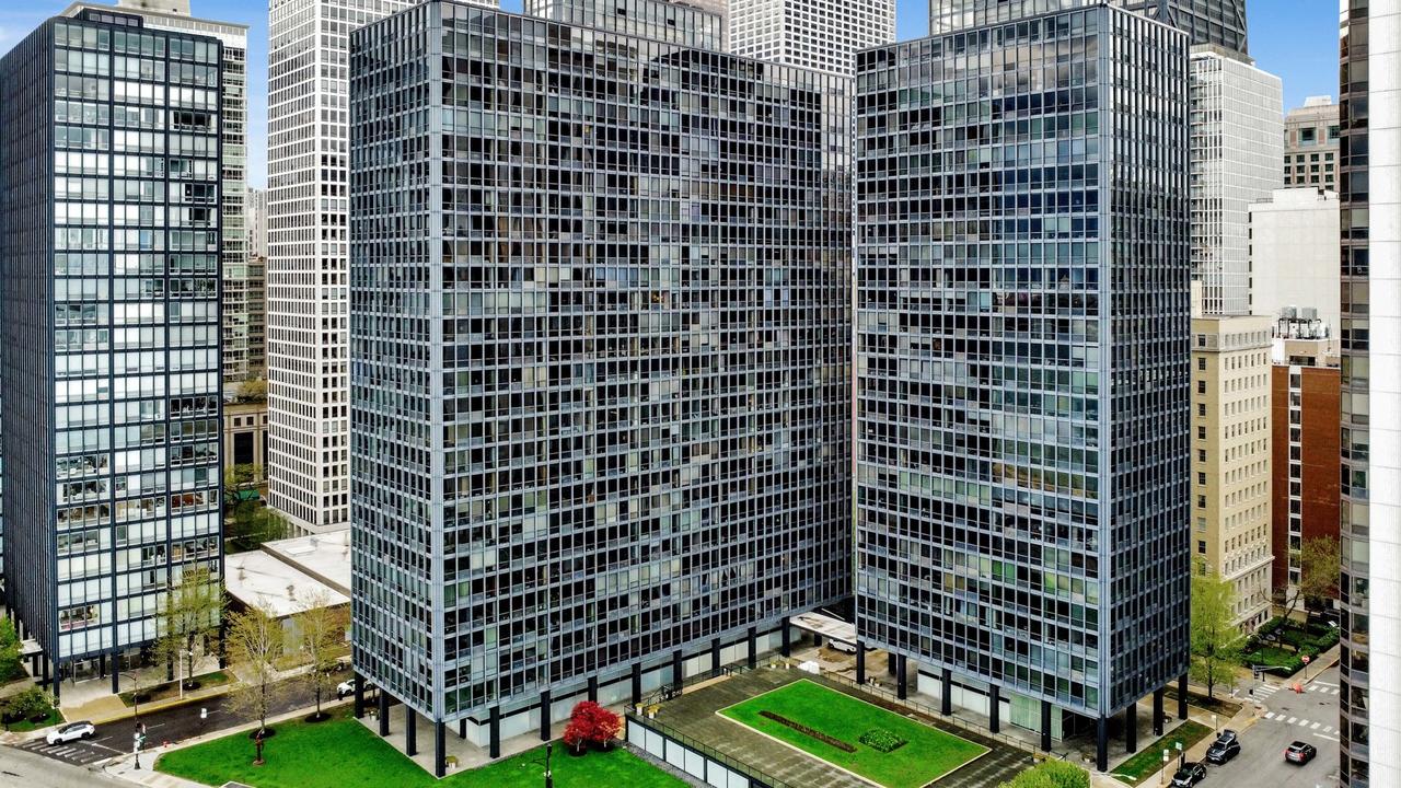 900 N Lake Shore Dr. #1706, Chicago, IL 60611