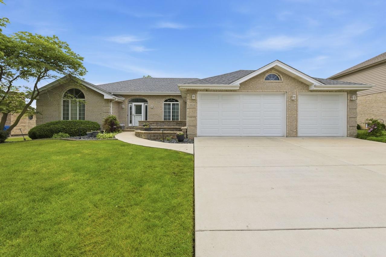 13616 Lost Boy Ln., Homer Glen, IL 60491