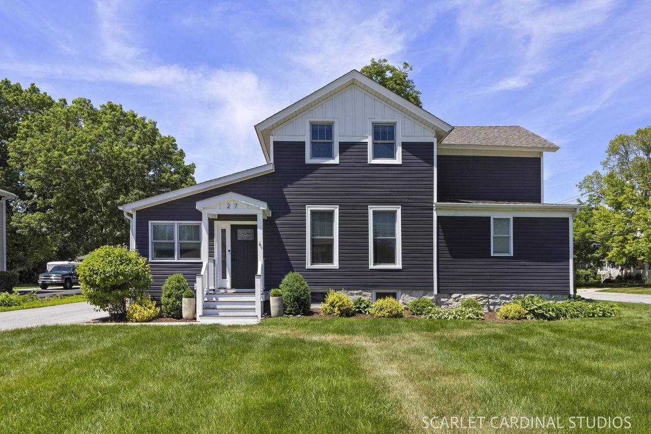 27 N Lincoln St., Batavia, IL 60510
