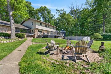 39700 N Dilleys Rd., Wadsworth, IL 60083