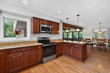 39700 N Dilleys Rd., Wadsworth, IL 60083