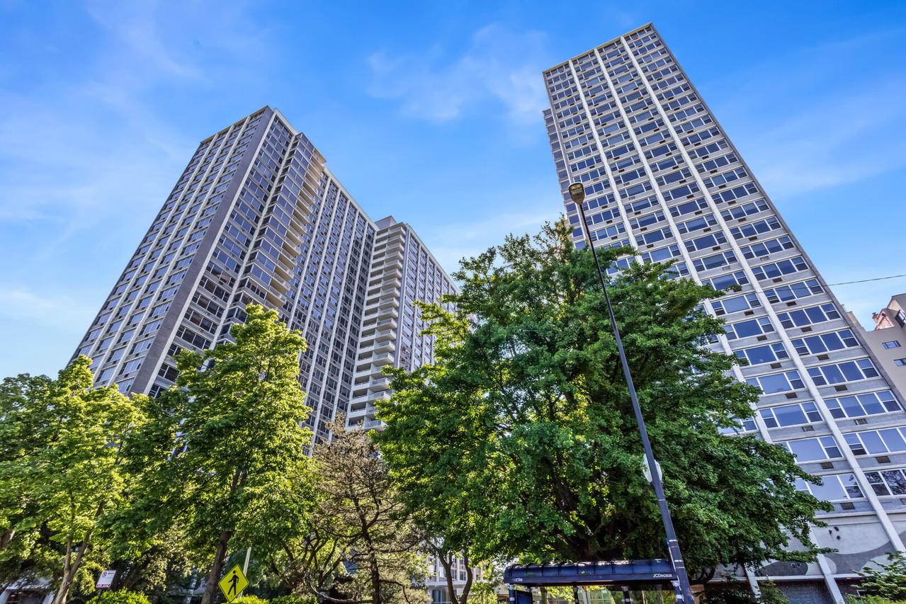 4250 N Marine Dr. #1029, Chicago, IL 60613